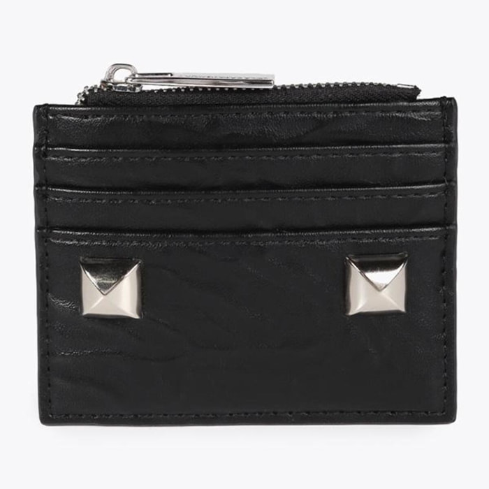 Porta carte effetto rugoso con borchie