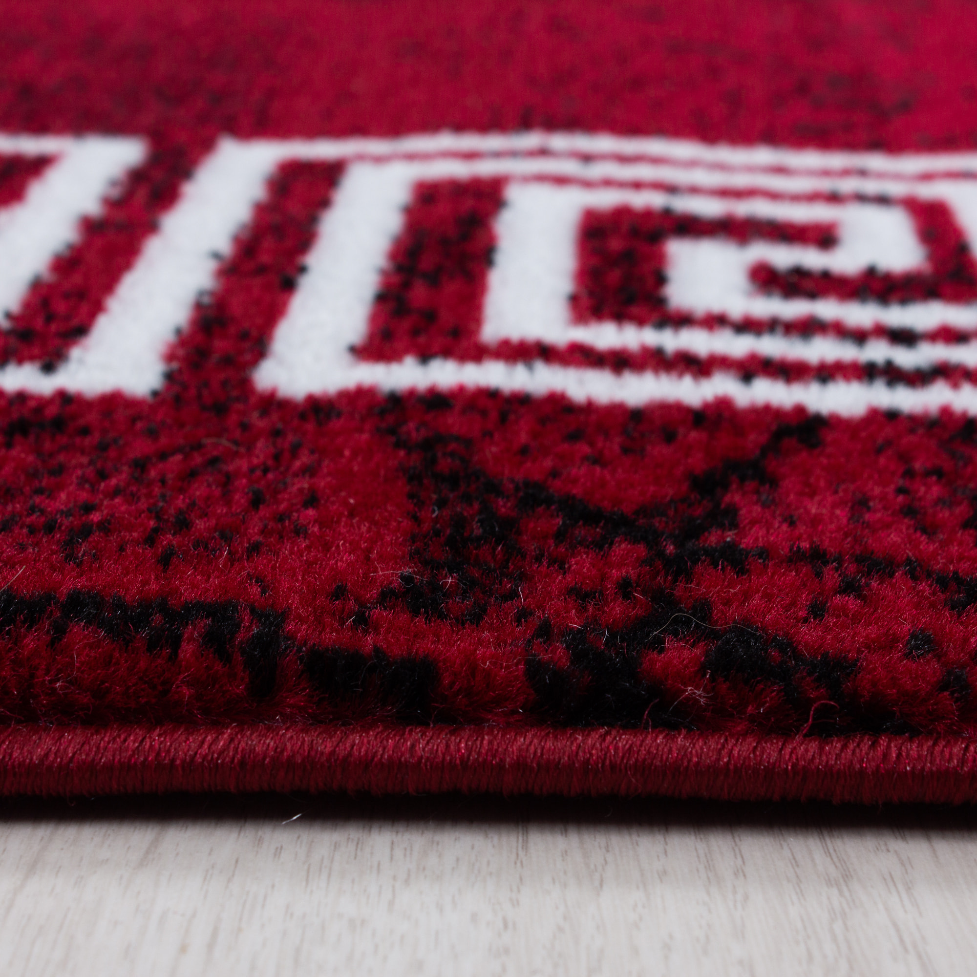 PLUS - Tapis à poils courts style grec rouge - PLU8009ROU