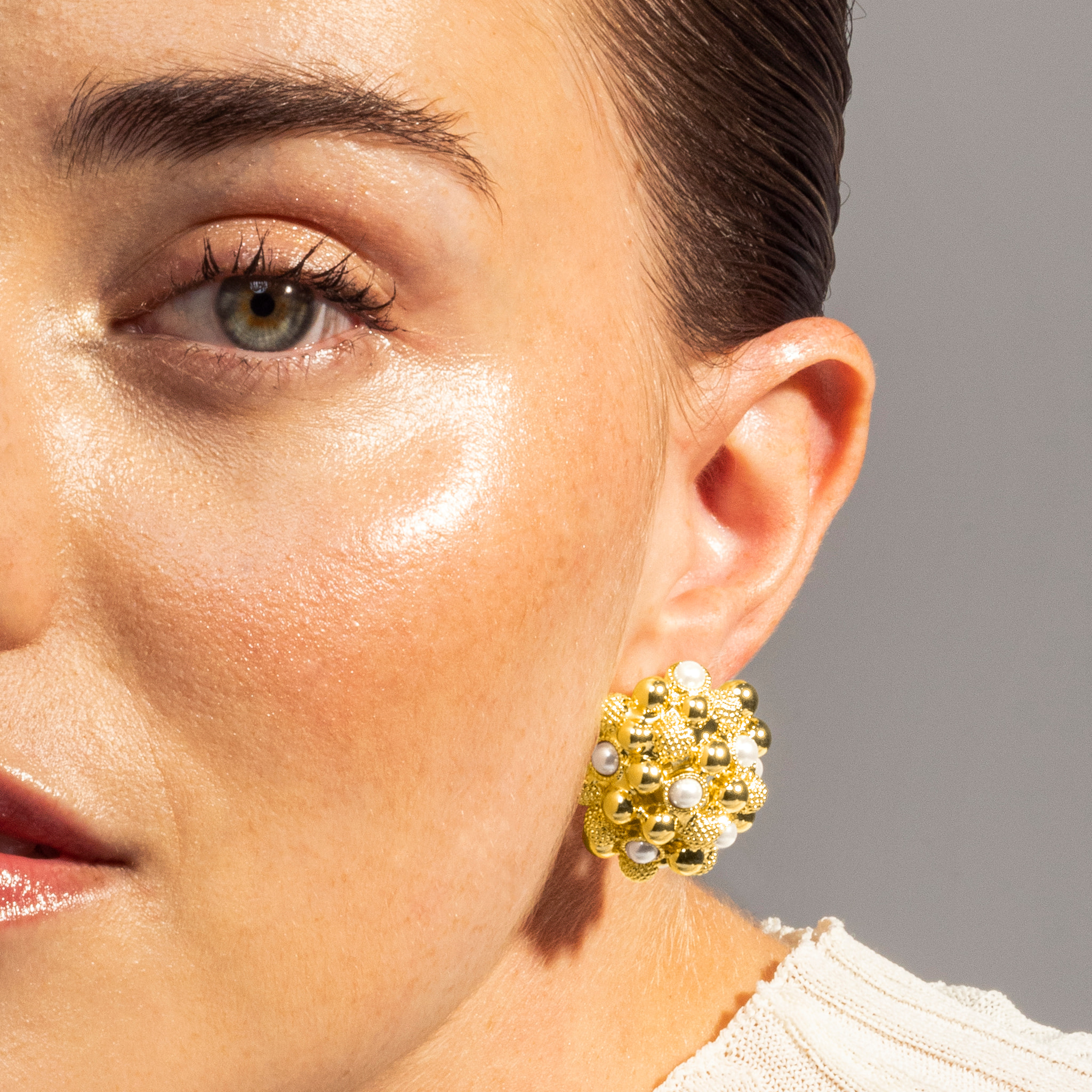 Pendientes acabado en oro amarillo de 18k
