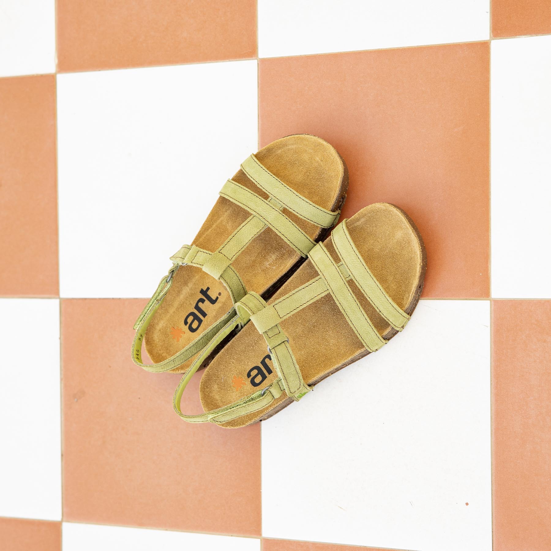 Sandalias 0946 NOBUCK LIKEN/ I BREATHE color Liken