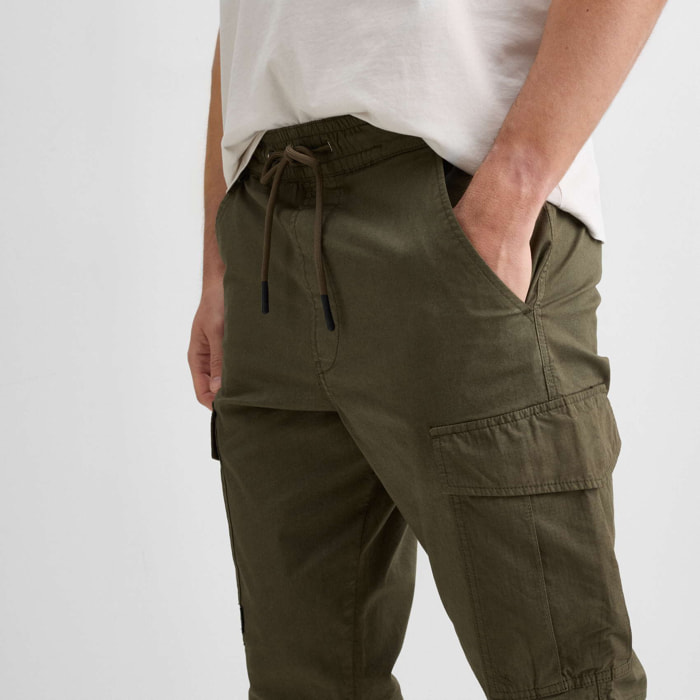 Pantalón MUNICH Cargo explore lifestyle de algodón-elastano khaki