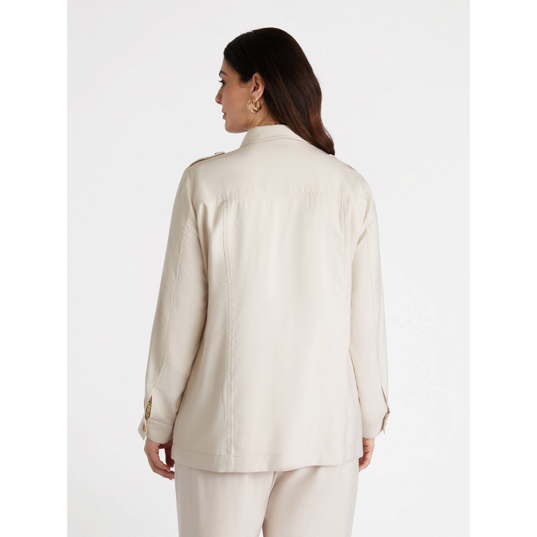 Fiorella Rubino - Chaqueta/camisa ligera con maxi bolsillos - Beige