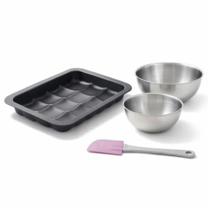 Lot avec 1 Moule 12 mini pains 36 x 27 cm, 1 spatule Zenker et 2 bols à mixer en inox Fackelmann