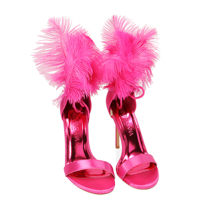 Sandalias de raso fucsia con plumas, tacón de 10,5 cm