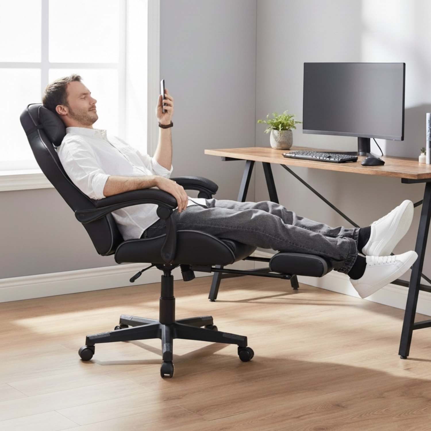 Chaise gaming de bureau ergonomique inclinable noire JOAO