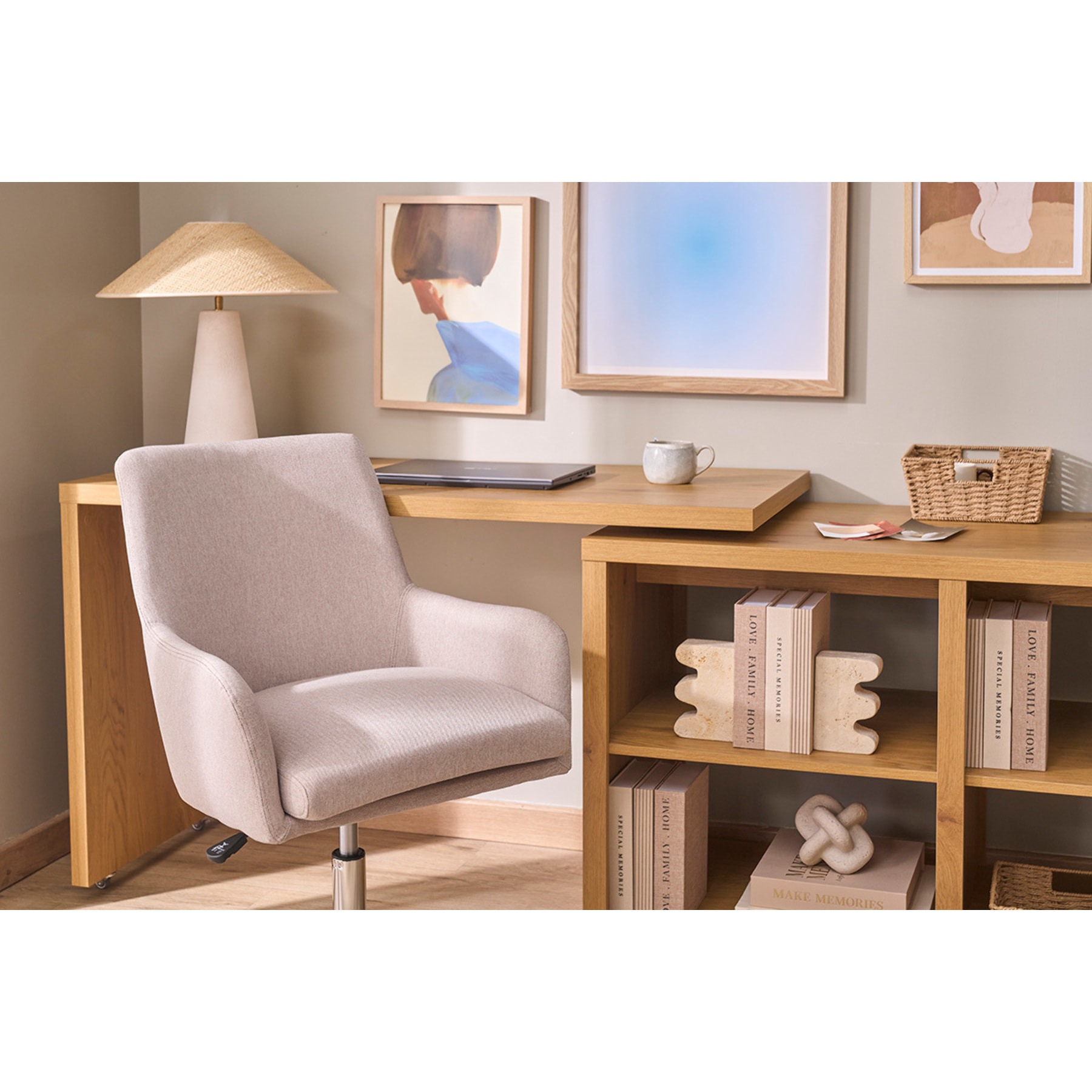 Chaise de bureau à roulettes en tissu beige et acier chromé SHANA