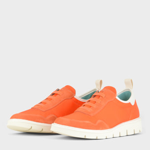 SLIP ON HOMBRE P05 DE NAILON Y ANTE NARANJA