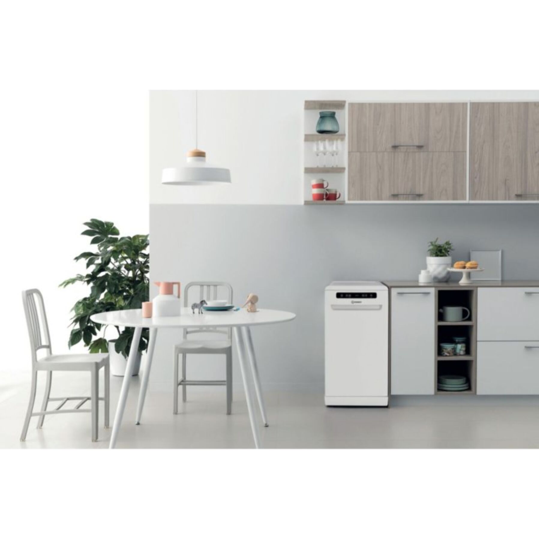 Lave vaisselle 45 cm INDESIT IN2FD10CS70W