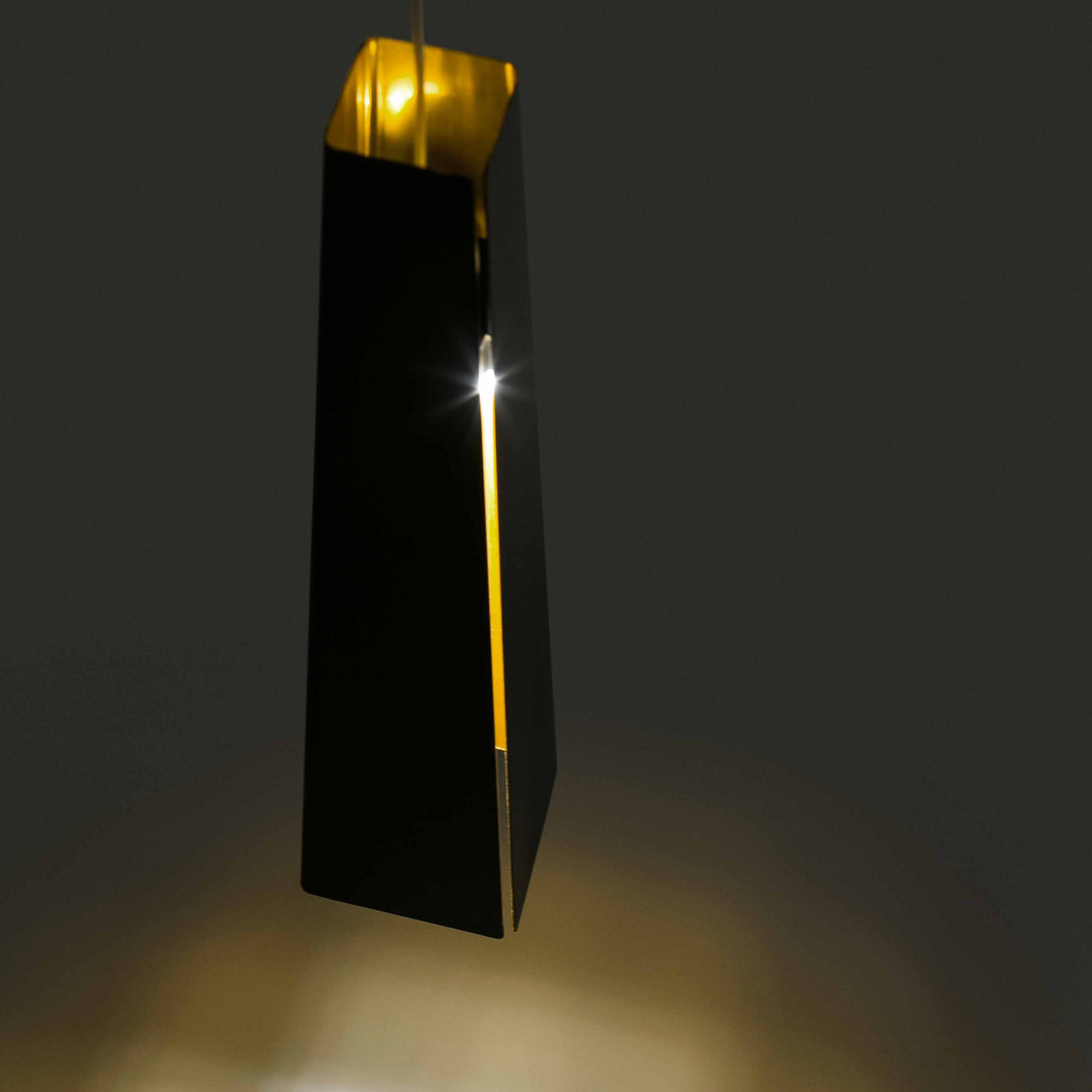 PLUMA Lampe suspension noir et or
