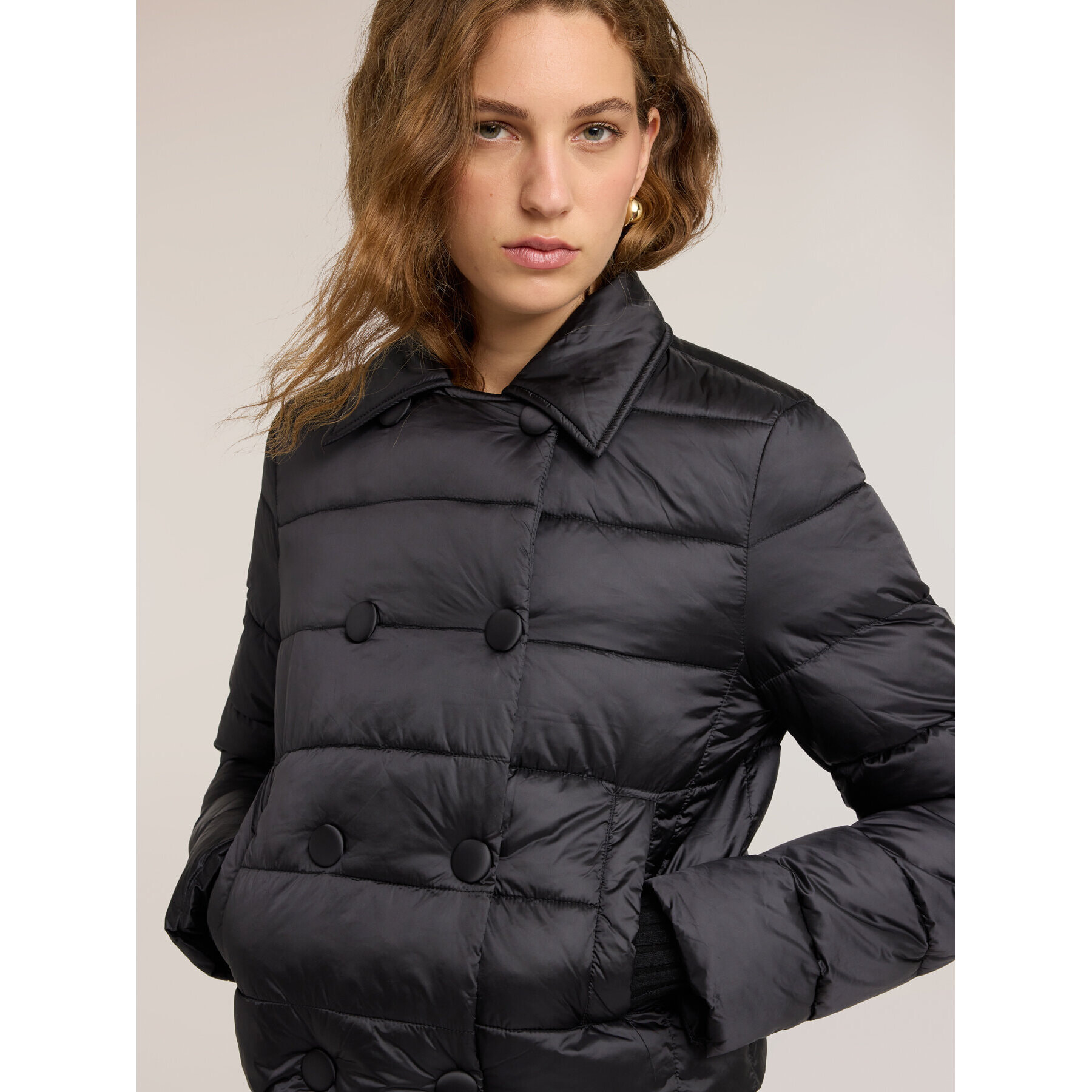 Motivi - Plumífero lightweight crop doble botonadura - Negro