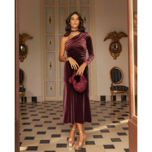 Vestido midi con escote asimétrico, frunce lateral y volante en el bajo