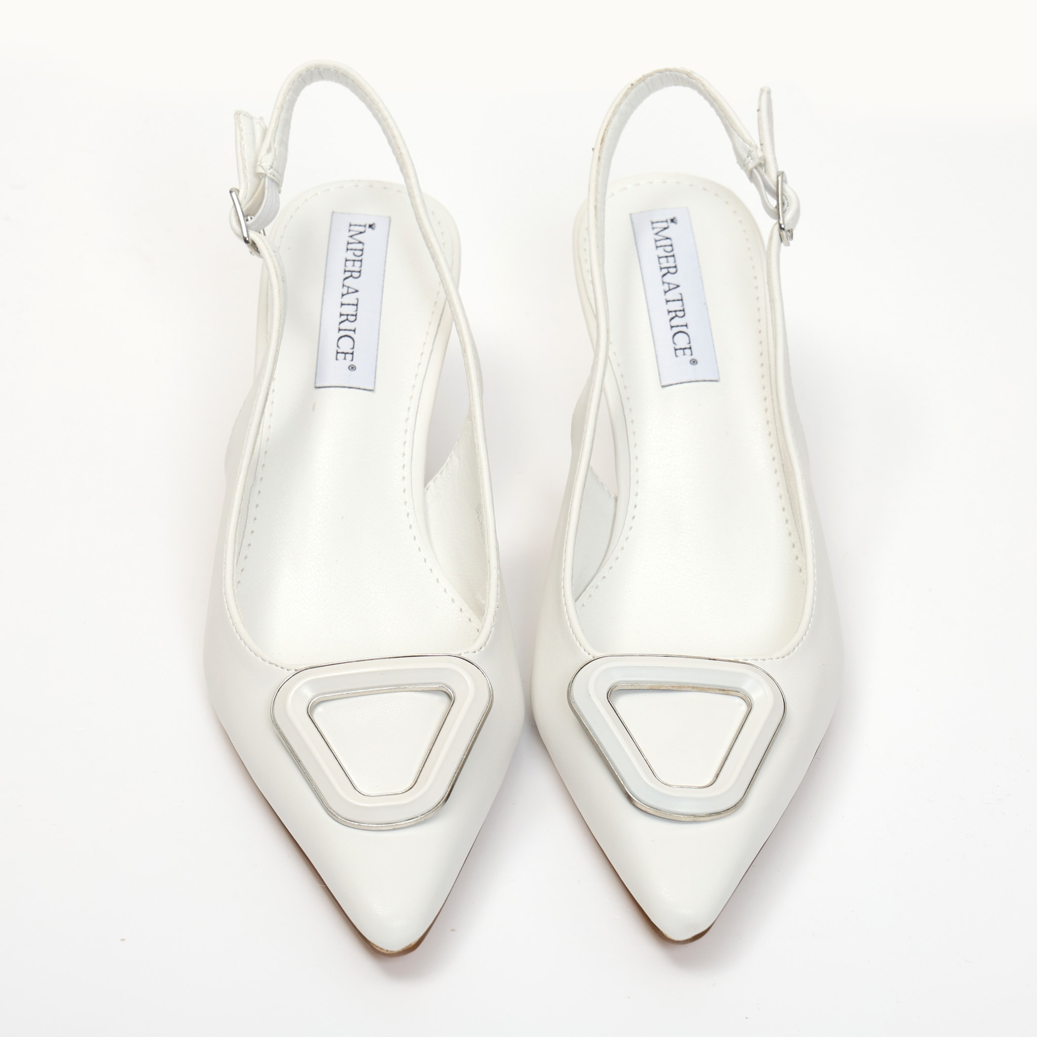 Dècolletè slingback con tacco basso a rocchetto e dettaglio sulla punta