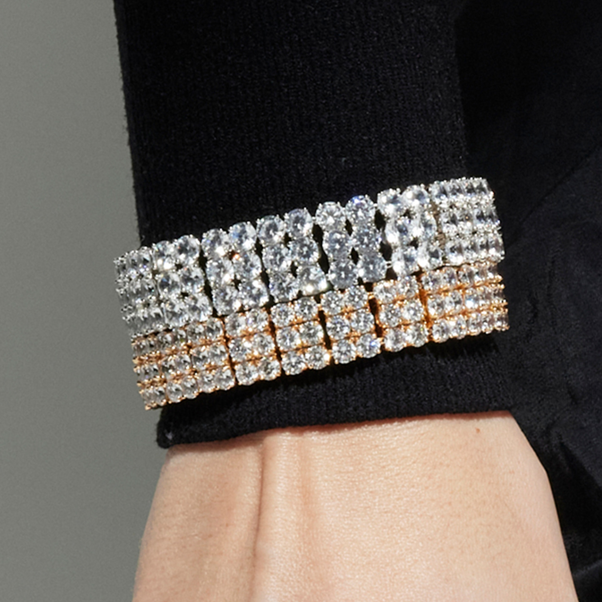 Pulsera con Circonita Brillante acabado oro 18k