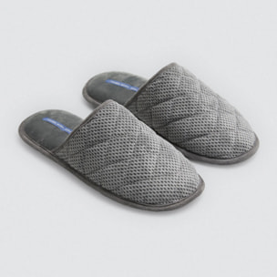 Pantofola da casa imbottita e vellutata