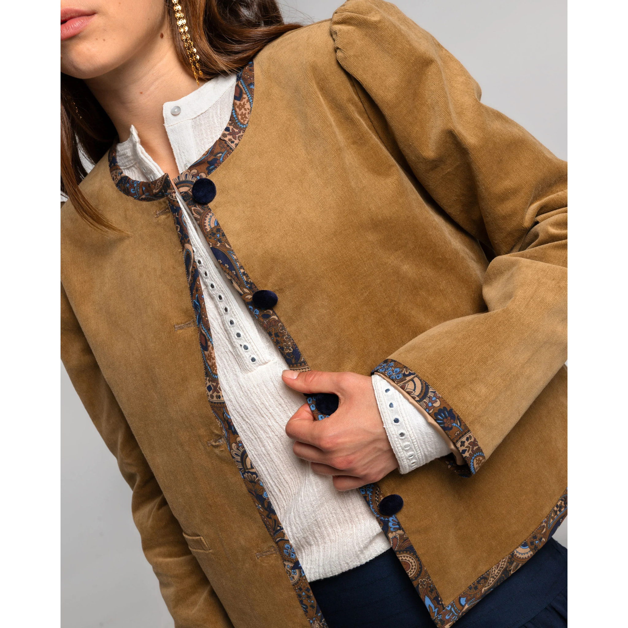 Chaqueta de pana camel