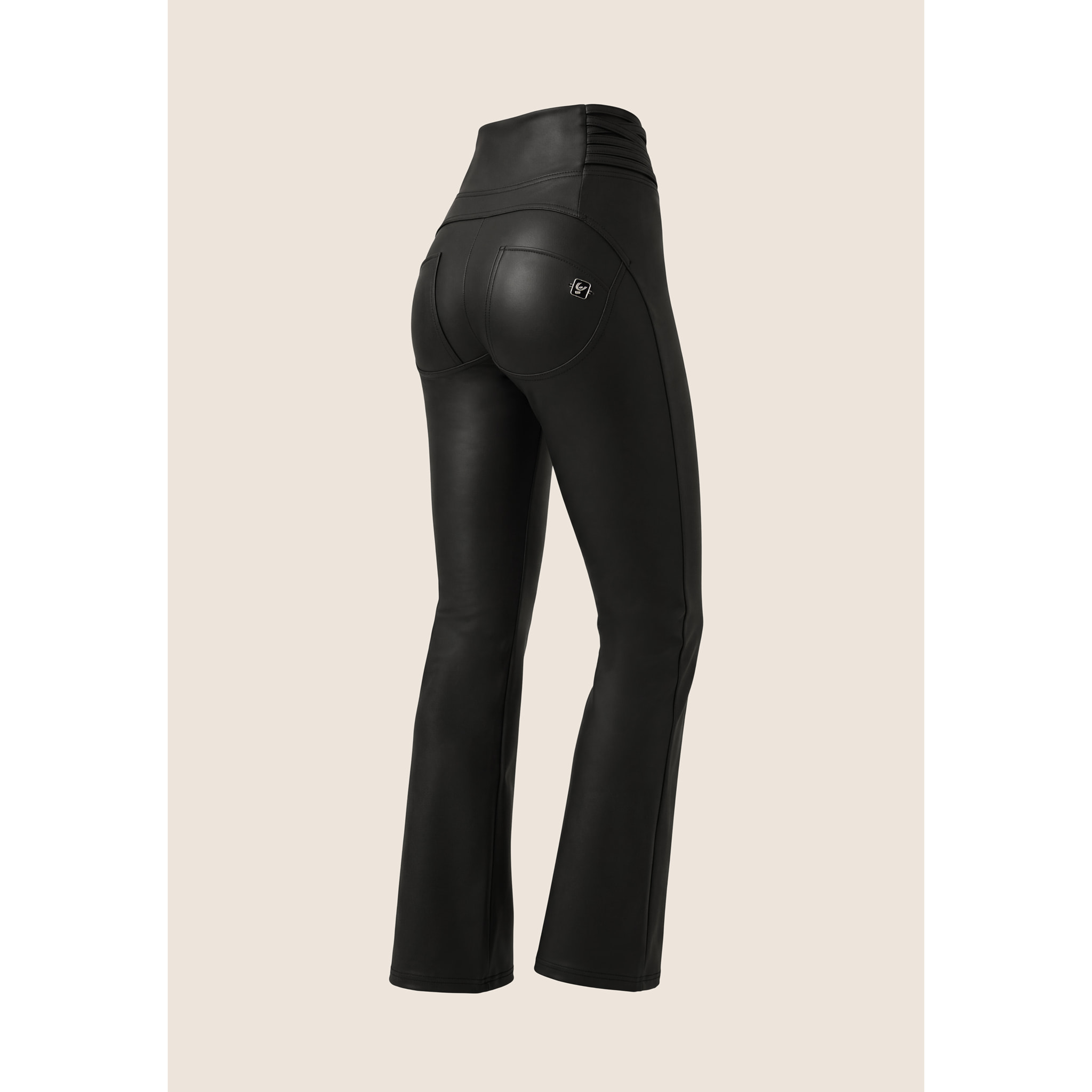 WR.UP mini flare similpelle vita alta con dettagli incrocio
