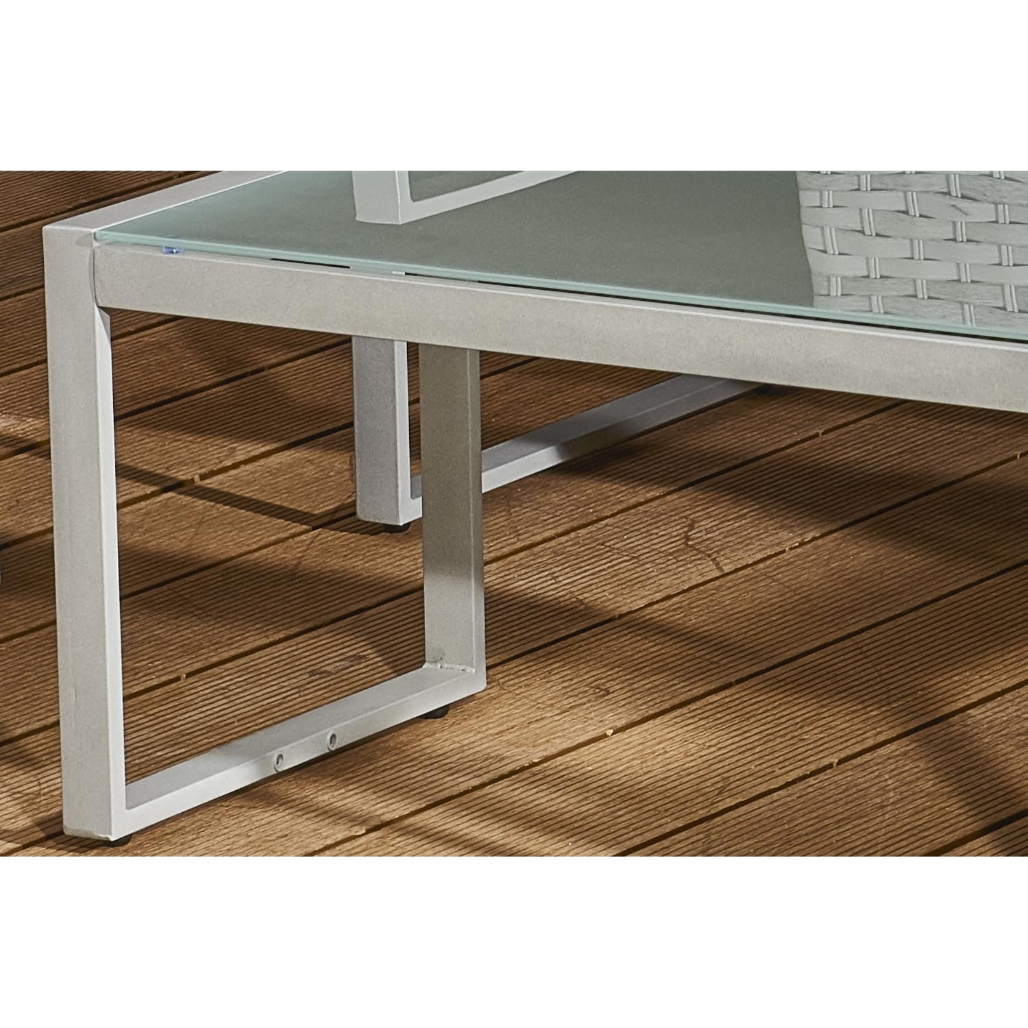 Salon de jardin bas résine tressée 4 places TINA