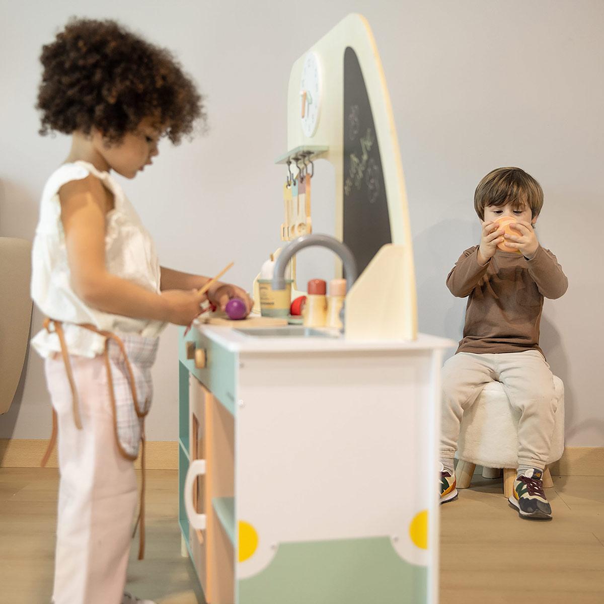 Cocina de juguete FOODIE TRUCK cocinita infantil con accesorios madera