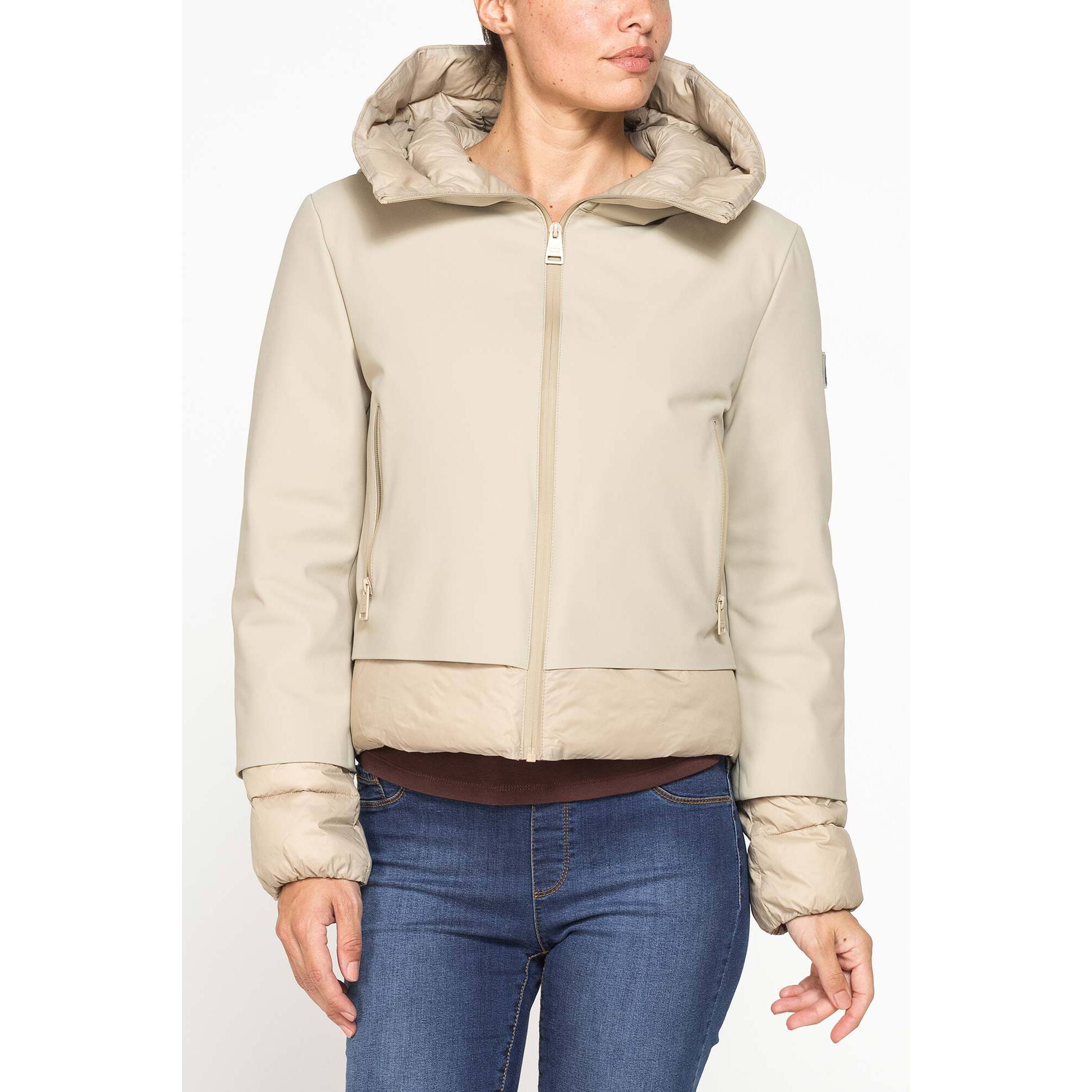 GIUBBINO CORTO CON CAPPUCCIO IN DOPPIO TESSUTO