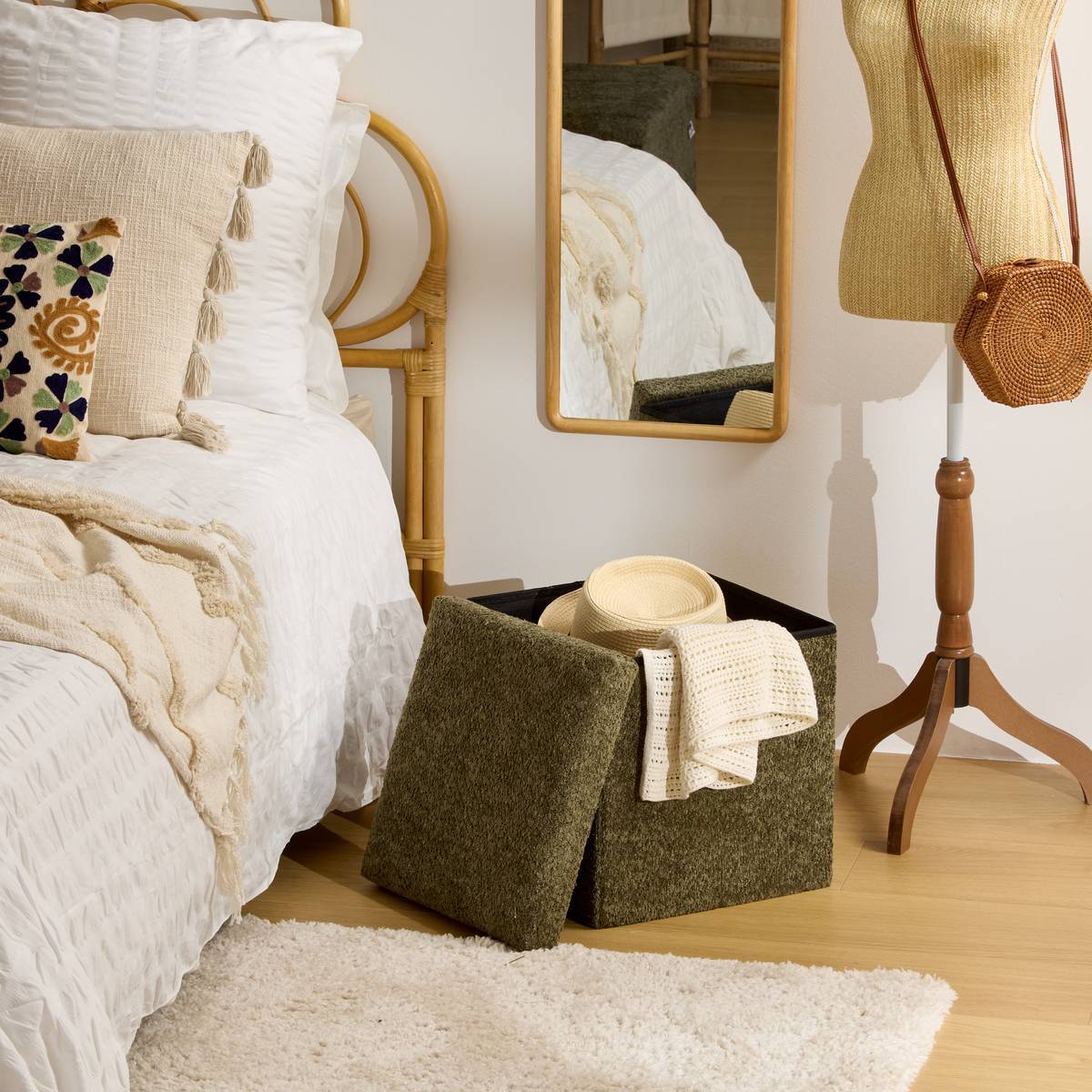 Pouf Pliable Coffre Soana Kaki 38x38cm