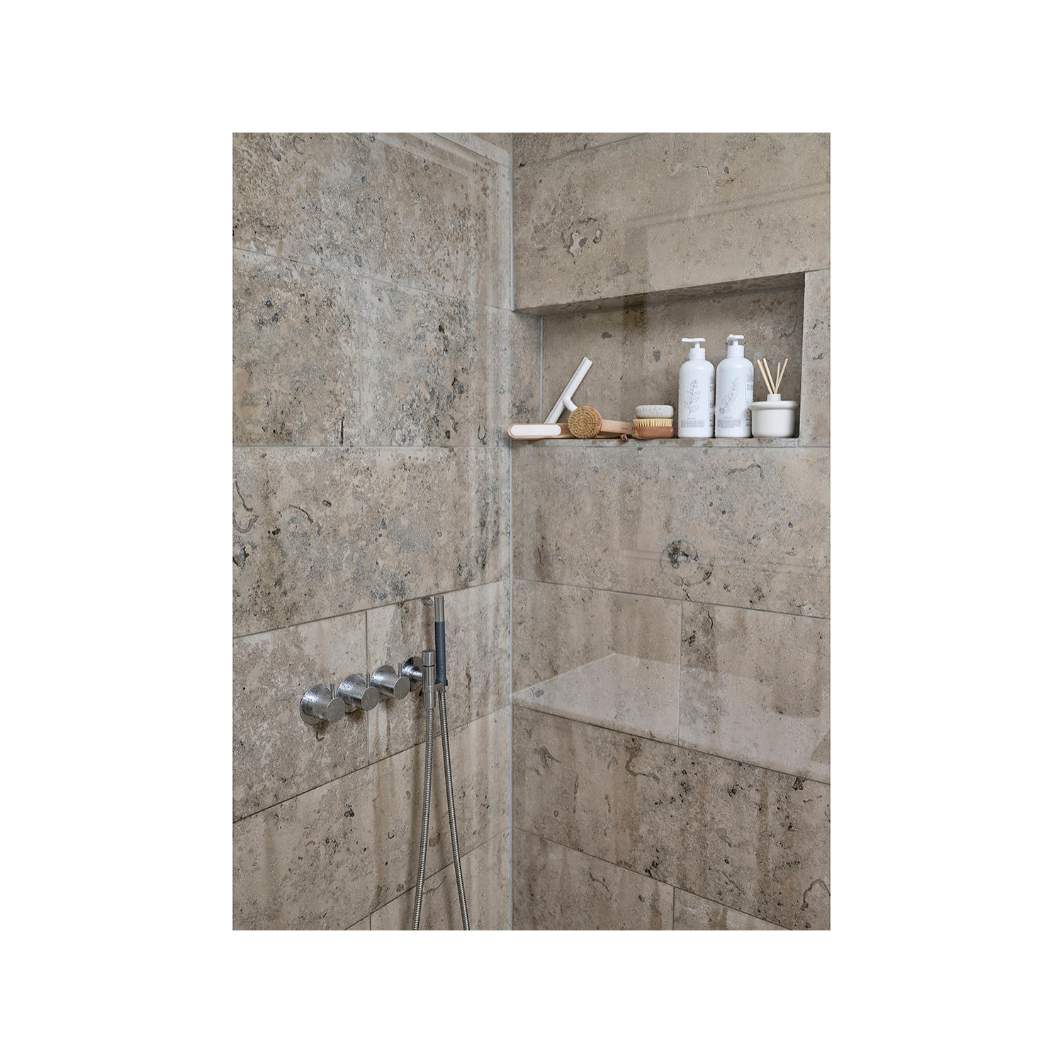 Brosse de douche Inu