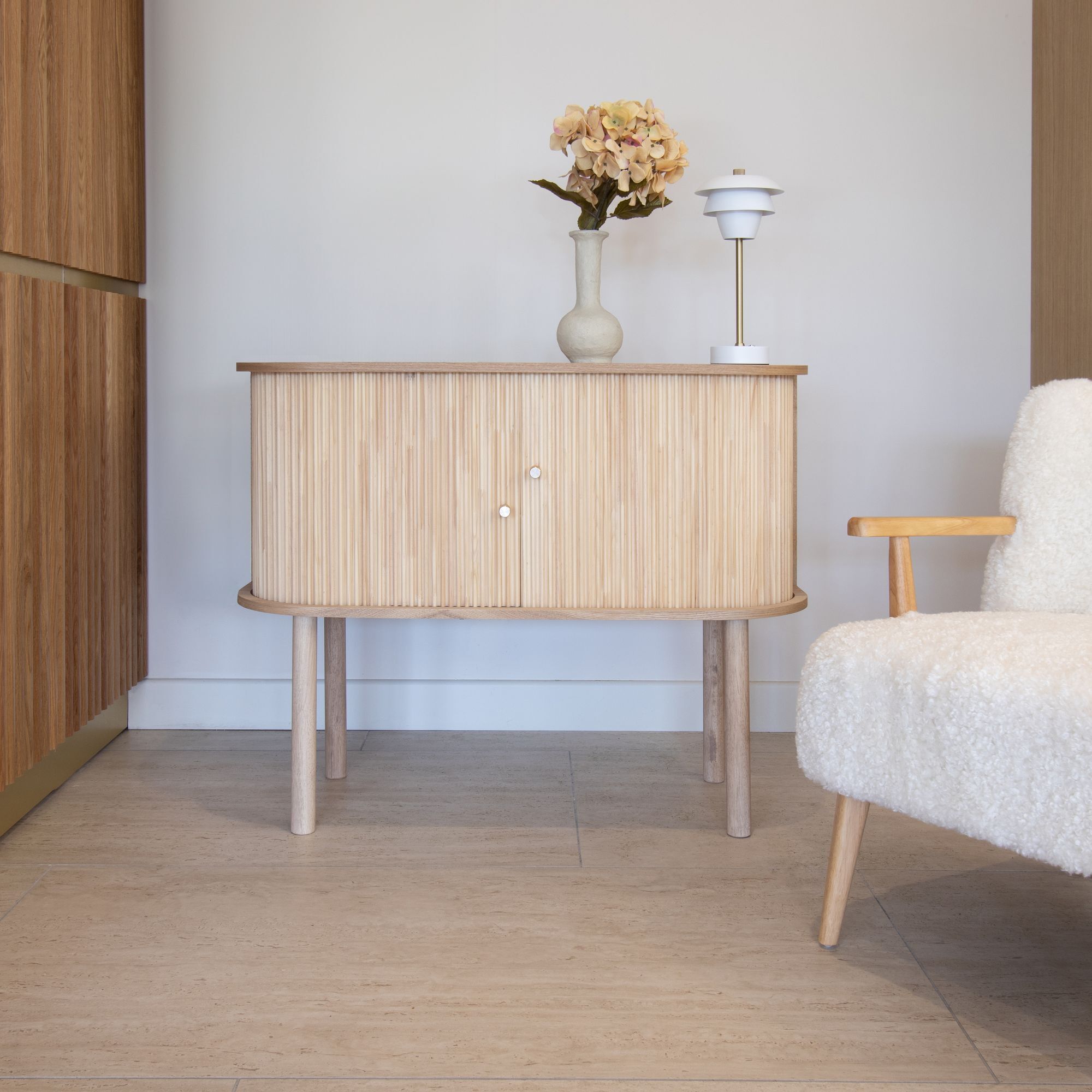 Bahut en bois clair avec portes coulissantes HECTOR