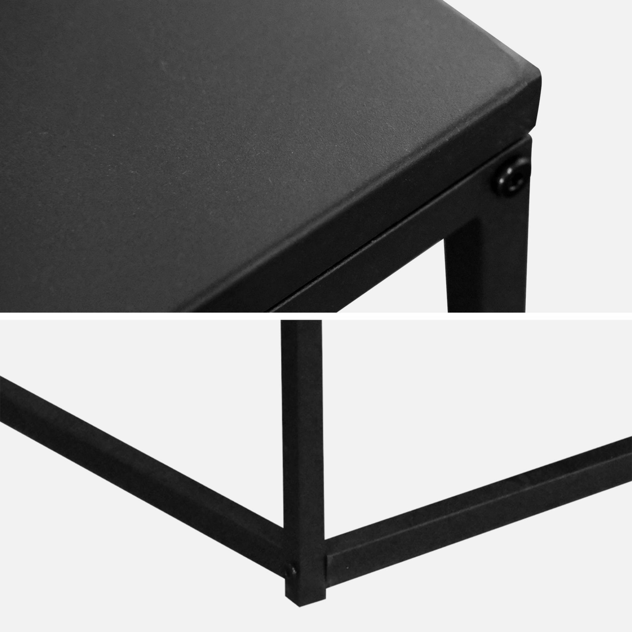 Table basse. Industrielle. structure métal noir. L 80 x l 80 x H 36cm