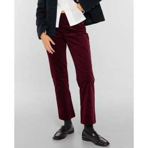 Pantalón terciopelo efecto piel de melocotón burdeos