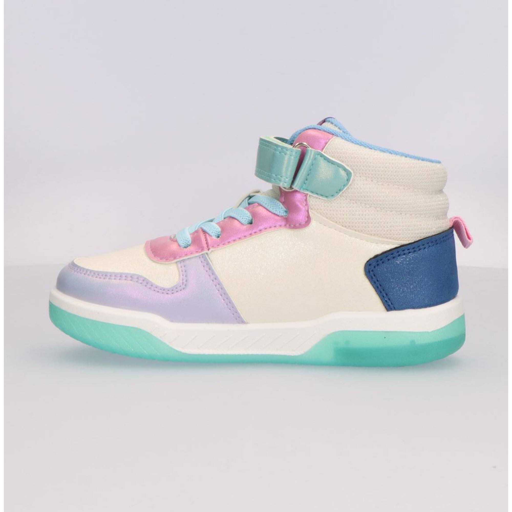 Zapatilla deportiva infantil suela ligera con luces "Stitch"