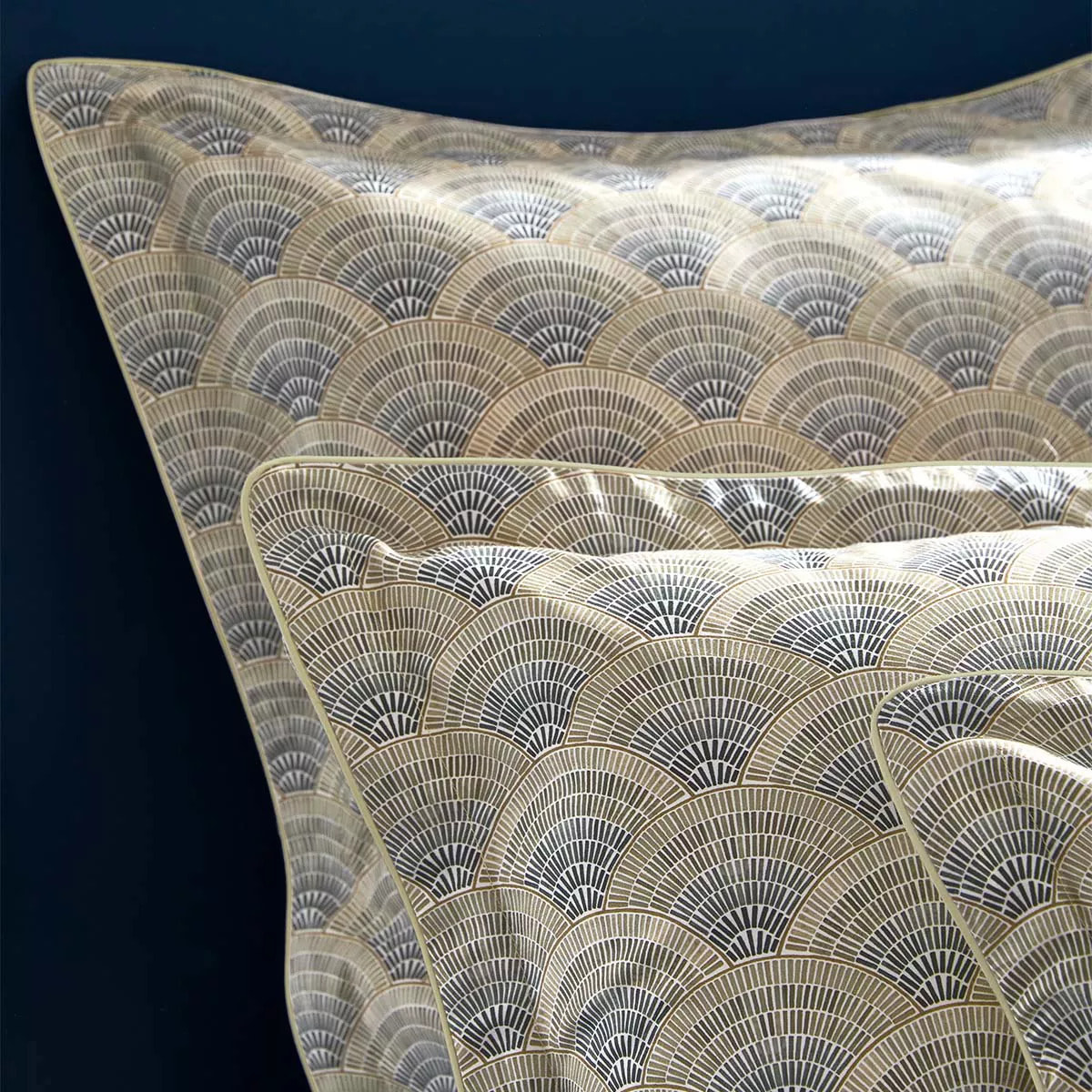 Taie d'oreiller satin de coton imprimé beige Eventails argile