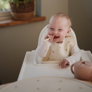 Mushie Babero Silicona Print