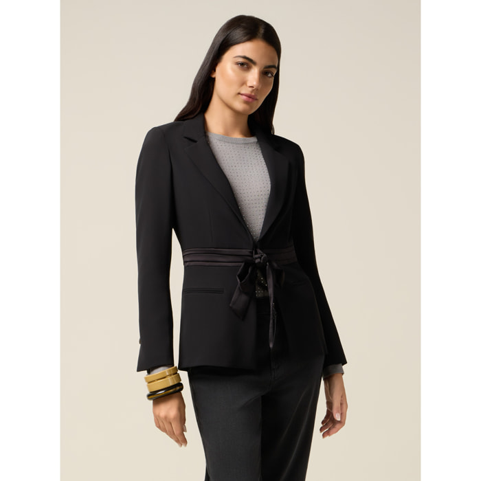 Oltre - Blazer con cinturón de satén - Negro
