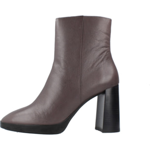 Botines Mujer de la marca GEOX  modelo D TEULADA GRIS
