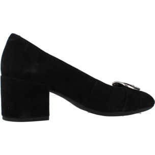 Salones Mujer de la marca GEOX  modelo D ELEANA NEGRO