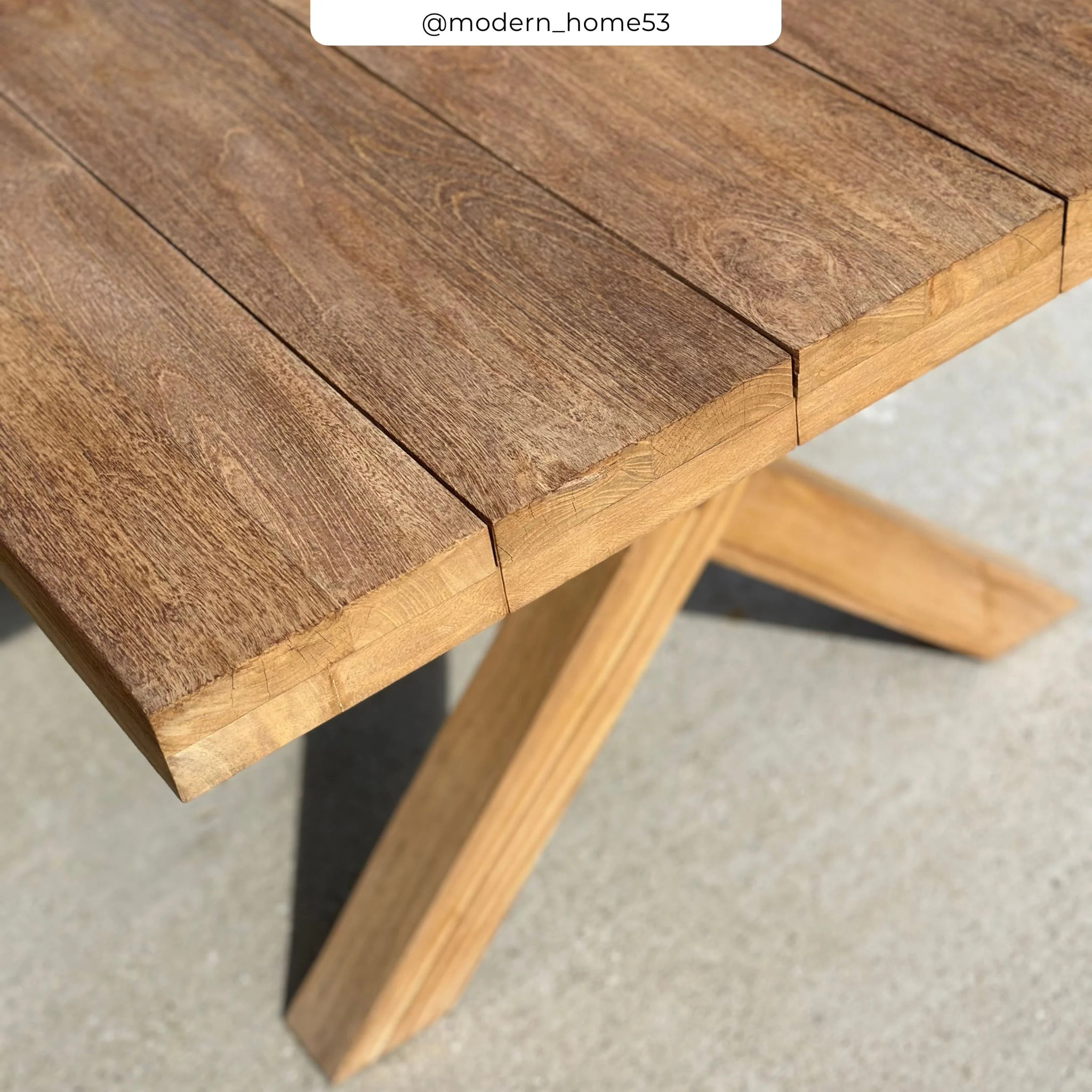 Table de jardin 200 cm en bois de teck massif - Suri