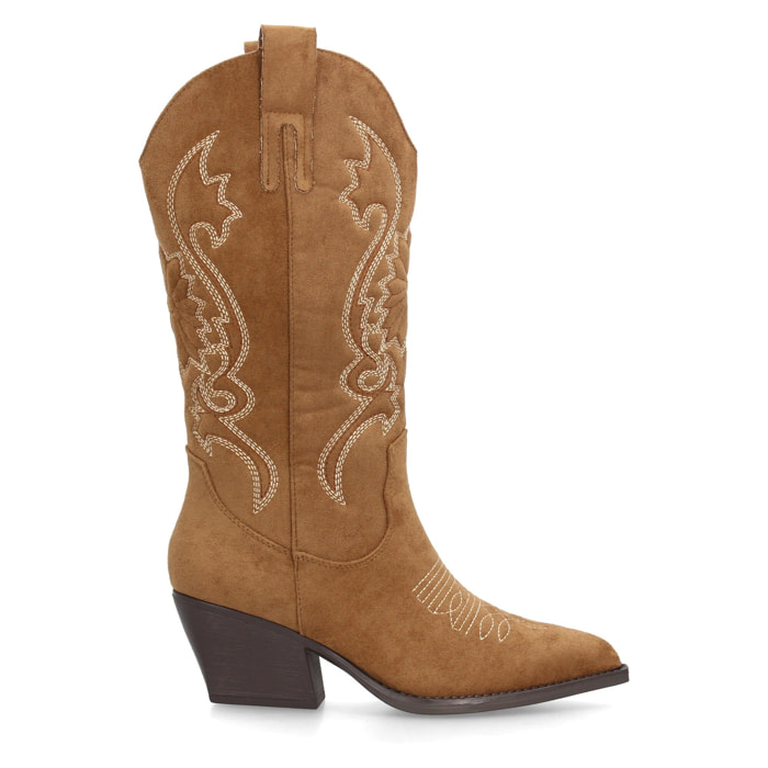 Bota cowboy de caña alta con bordados
