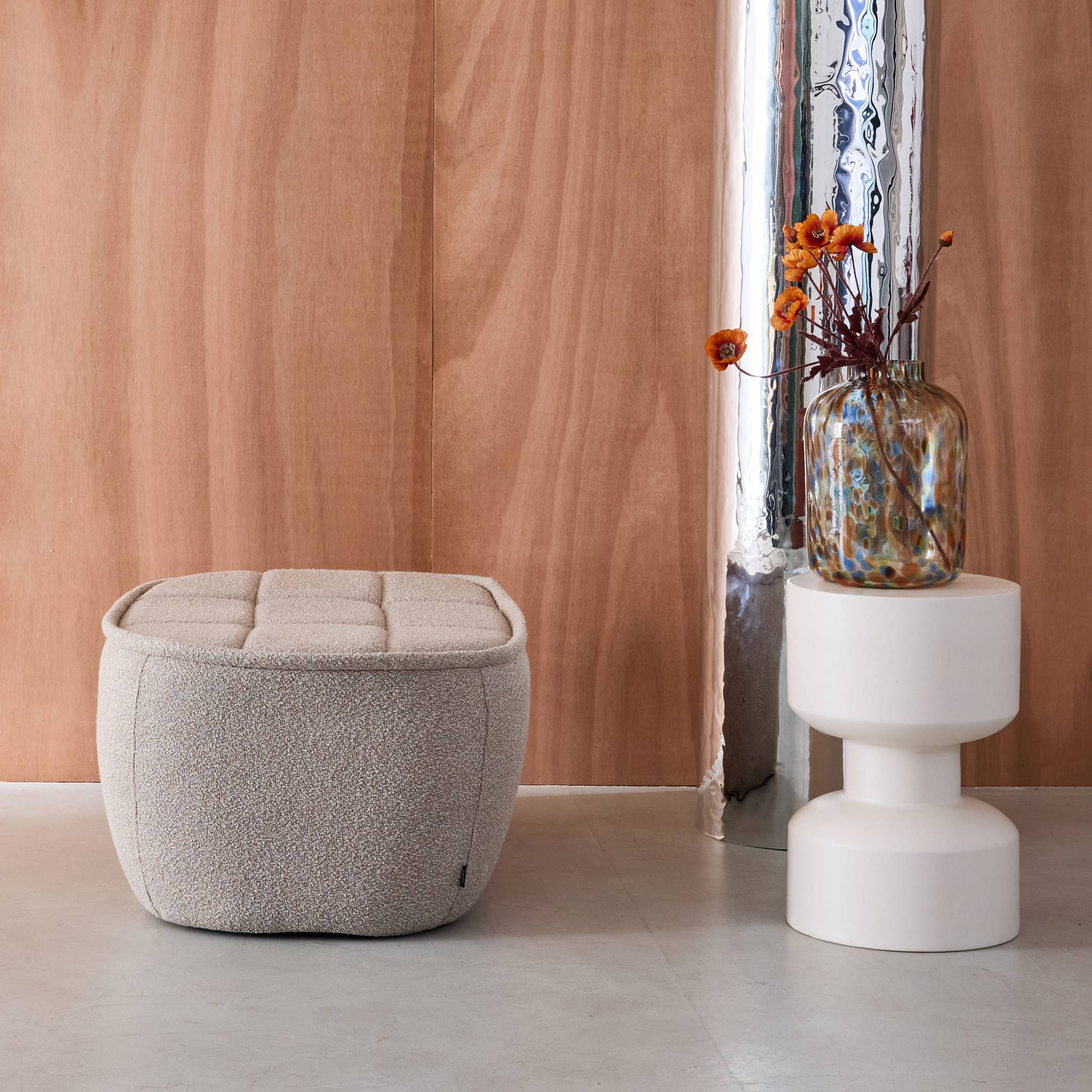 Pouf. repose-pieds pour chauffeuse 1 place Boni bouclette texturée beige L 91 x P 63 x H 40cm - Boni