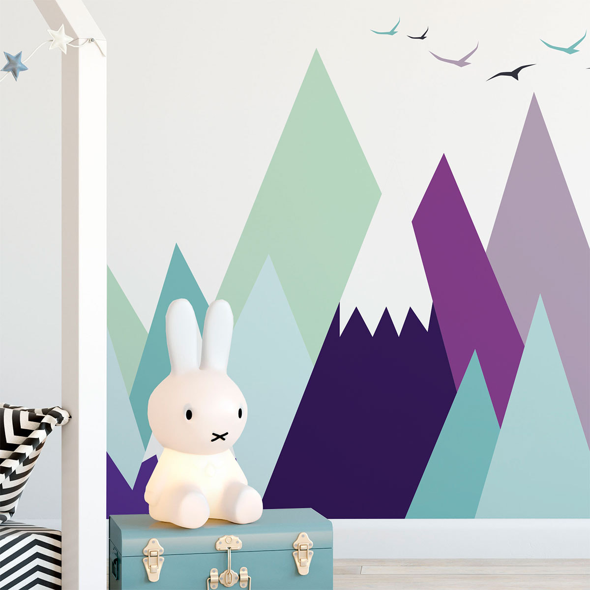 Stickers muraux enfants - Décoration chambre bébé - Autocollant Sticker mural géant enfant montagnes scandinaves SANDRINKA