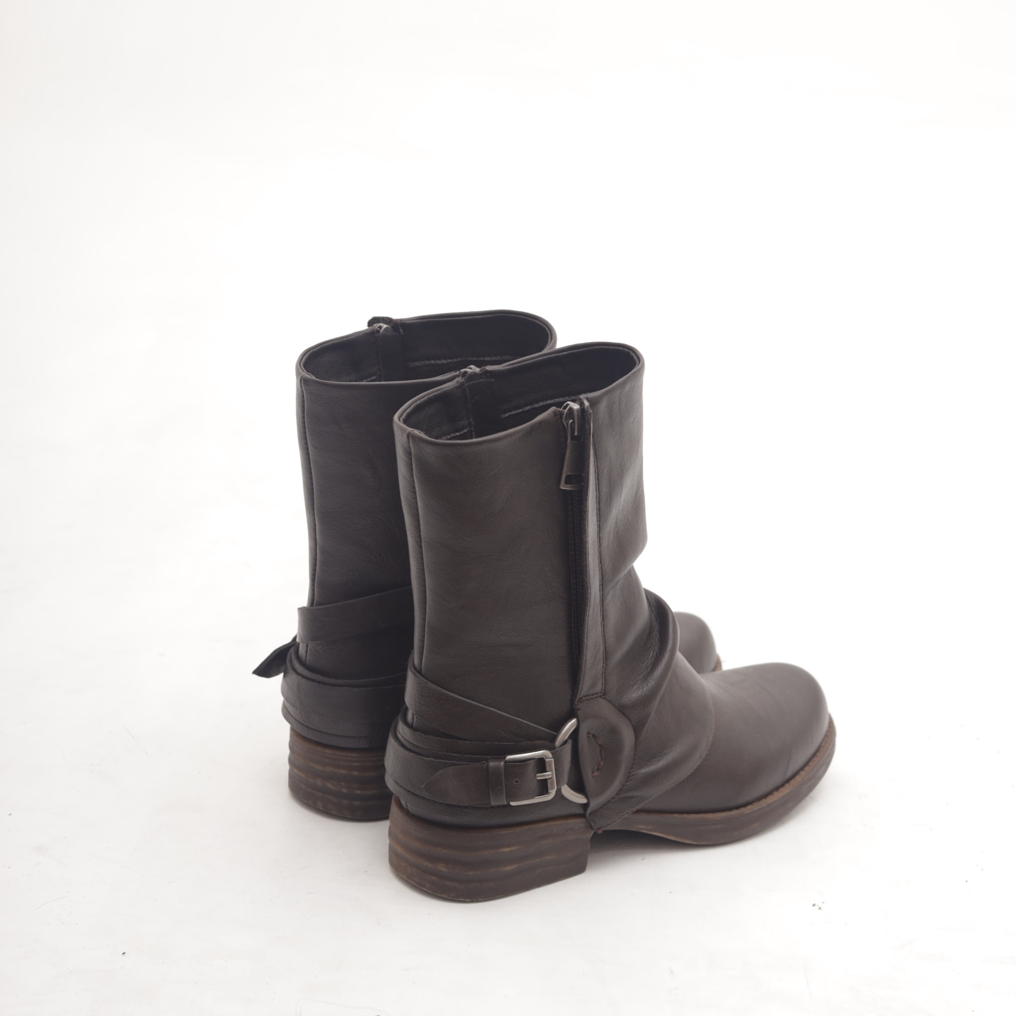 STIVALETTO RISVOLTATO CON FIBBIA E ZIP TESTA DI MORO