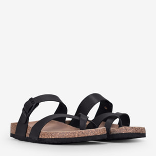 Sandalias de dedo planas negras con suela de corcho