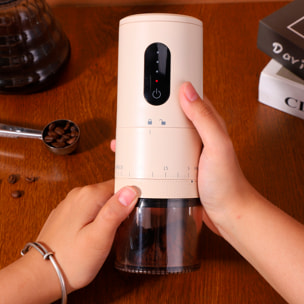 Molino de café eléctrico portátil 952, 30W, batería recargable de 2000mAh, capacidad 110ml, ajuste de grosor y luces de aviso de batería.