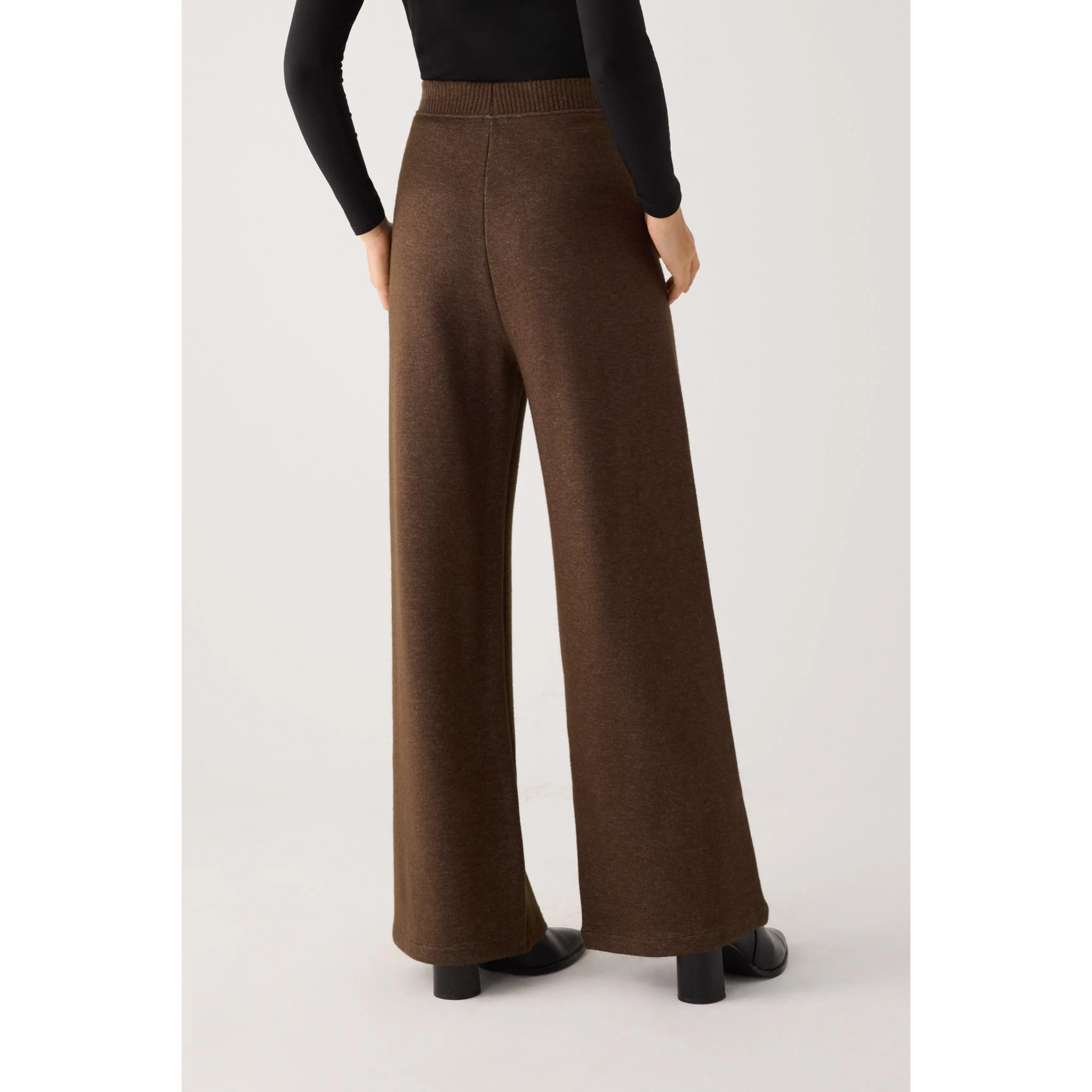 Pantalone largo