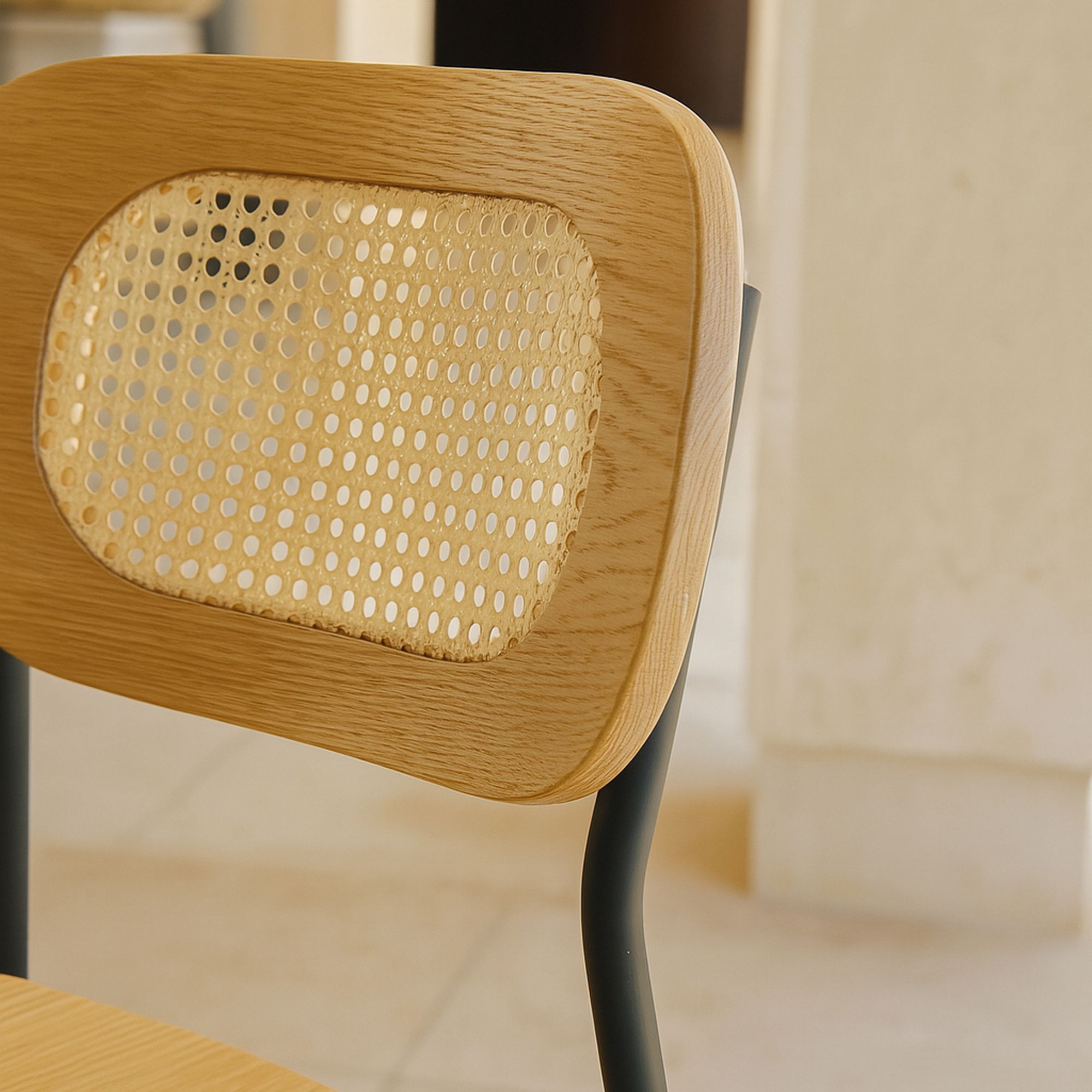 Lot de 2 chaises en bois naturel et pieds en métal noir NOSARA