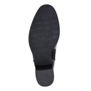 Tronchetti in simil pelle e fibbia laterale