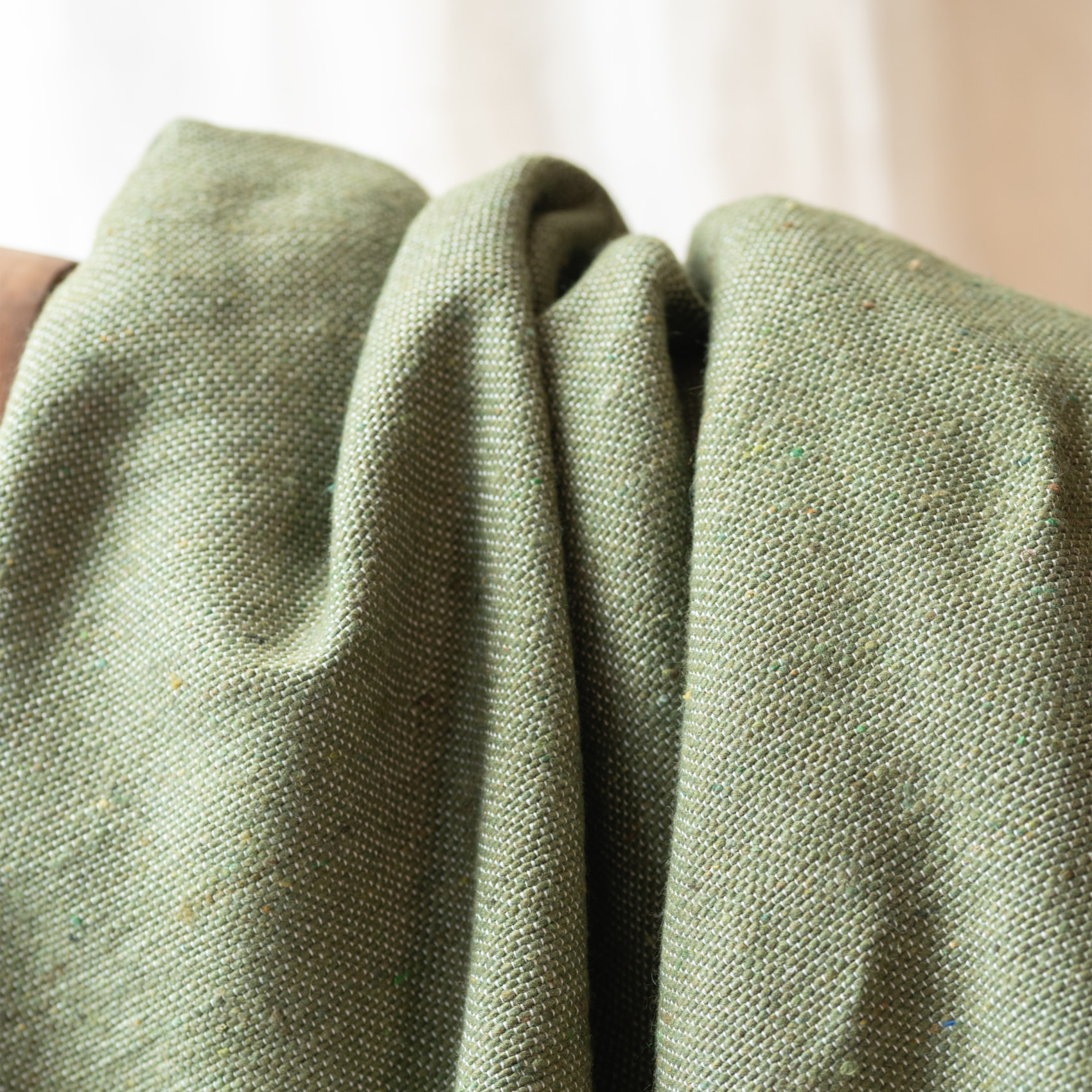 Grand plaid canapé en laine à pompons - Vert