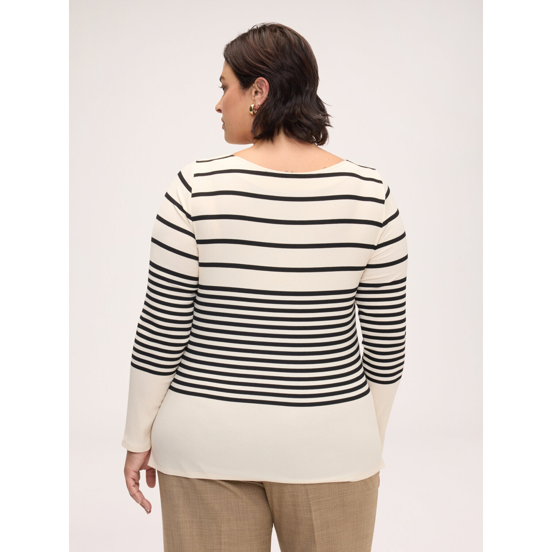Fiorella Rubino - T-shirt a righe con scollo a barchetta - Nero