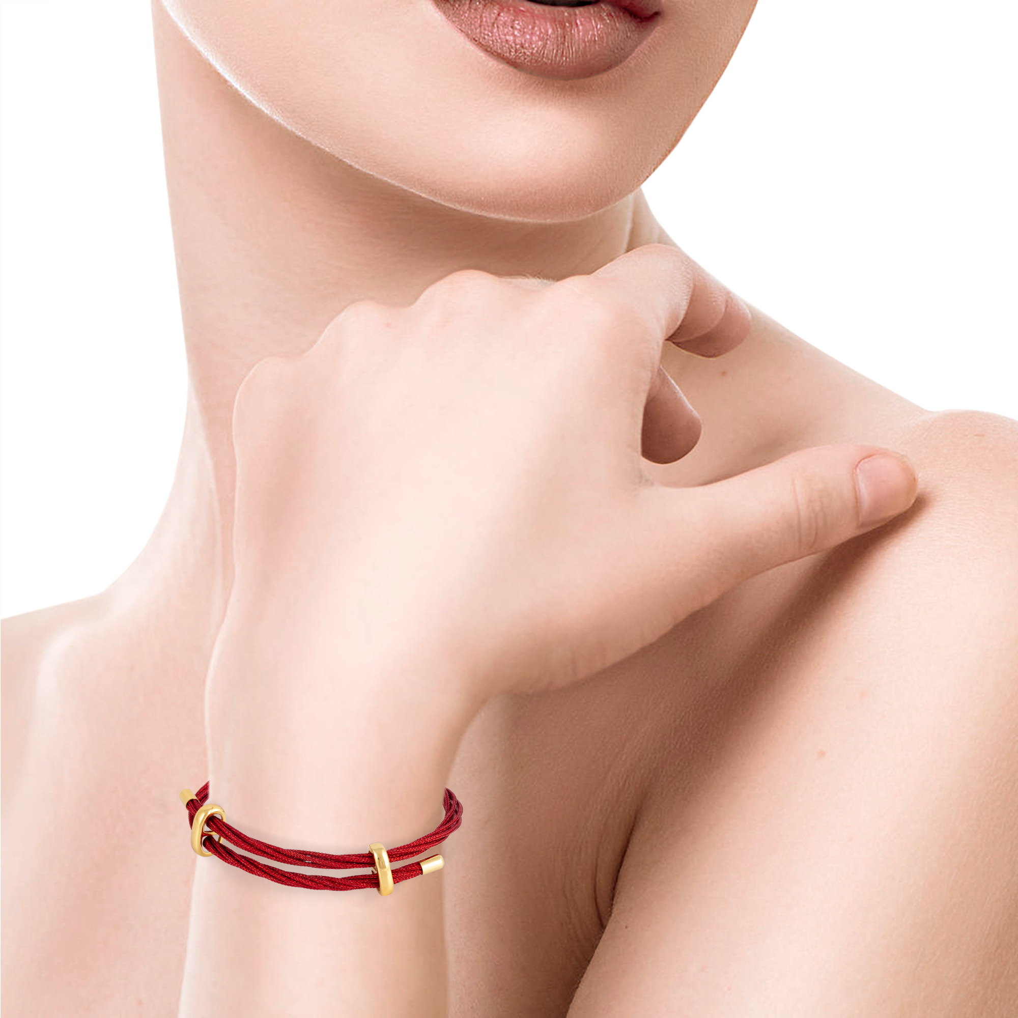 Pack de 3 pulseras multihebra entrelazada de hilo de nylon blanco, rojo y azul con cierre cruzado de cobre dorado.