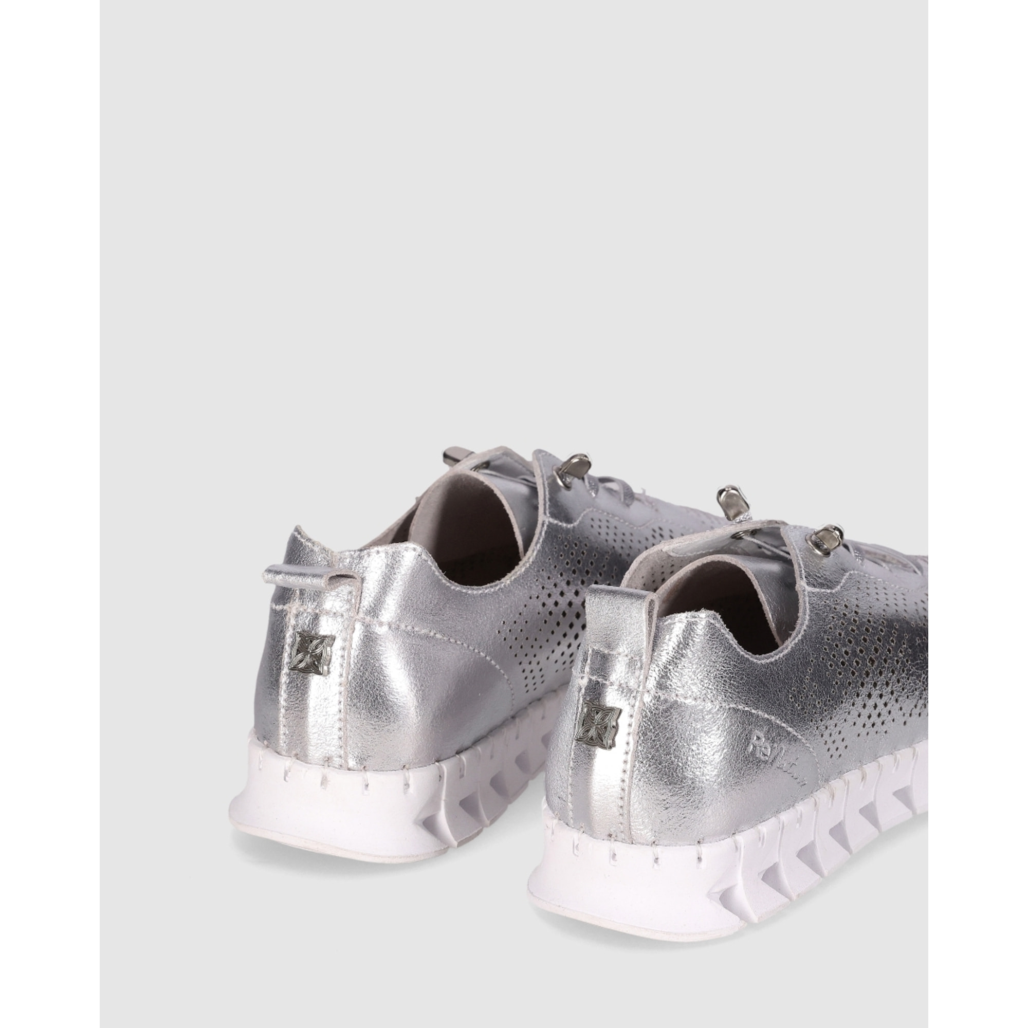 Zapatos de Piel - Plata - Tacón: Bajo