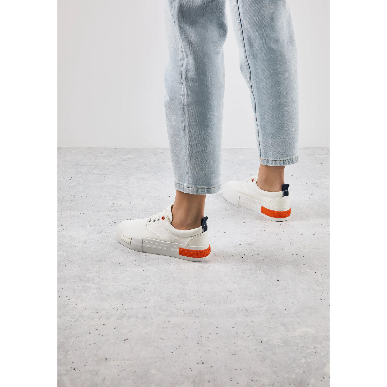 Zapatillas Mujer Casual One Way Sk Summer Club Blanco D.Franklin