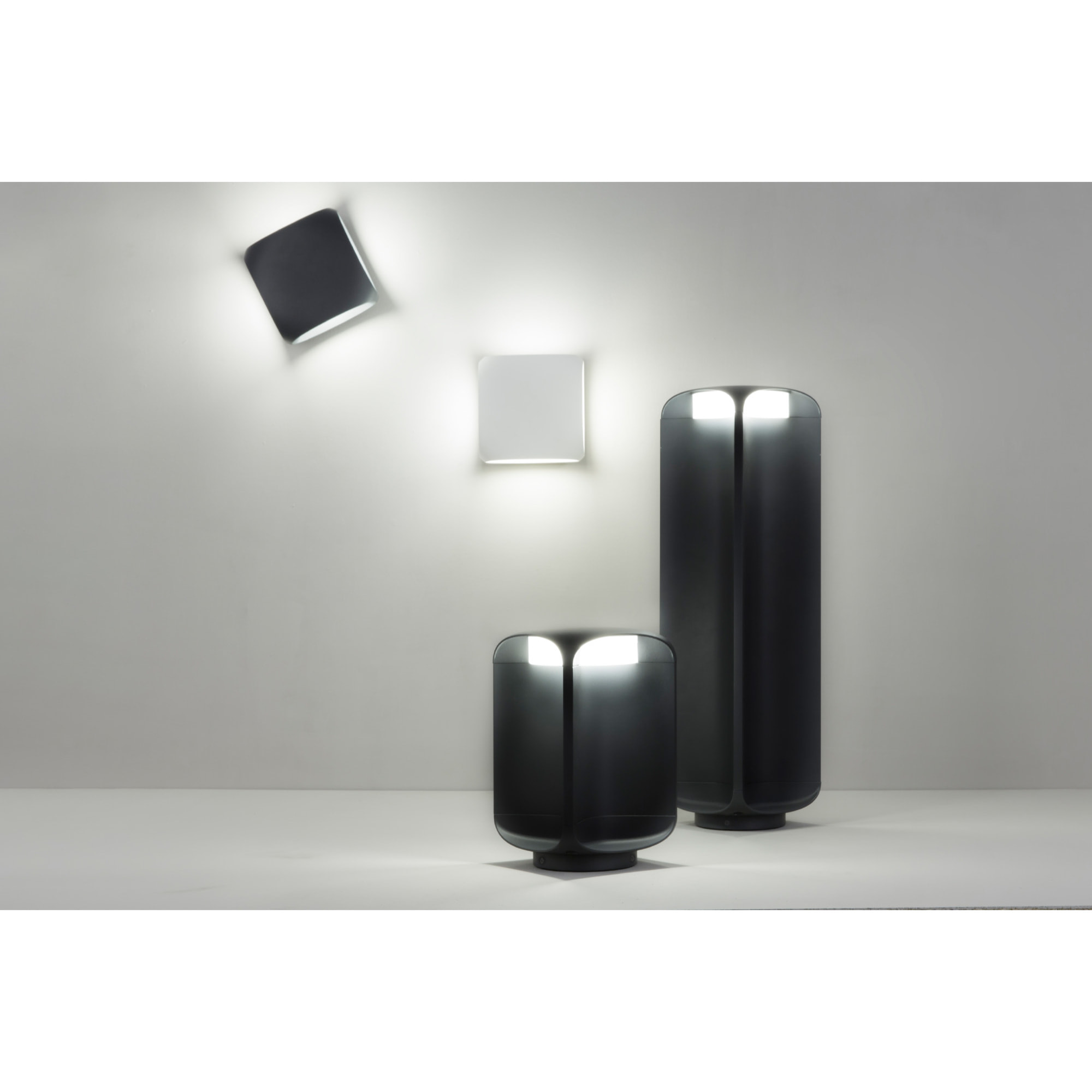 BU-OH Aplique gris oscuro